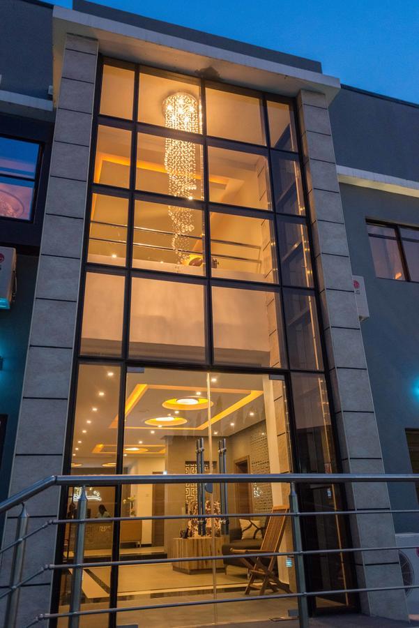 Iris Hotel Wuse 2 Abuja Dış mekan fotoğraf